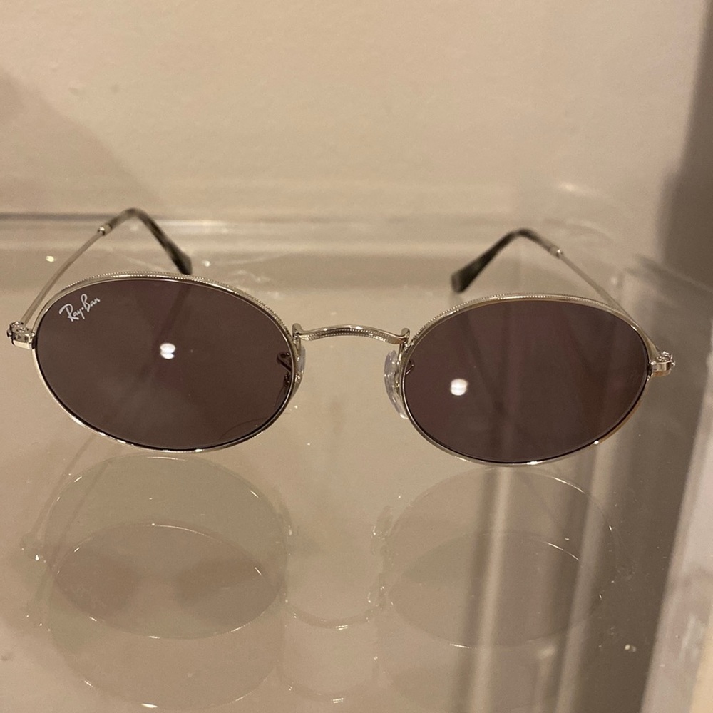 Ray ban
